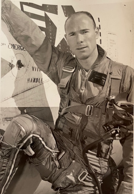 Obit Photo Chane Howard pilot tng